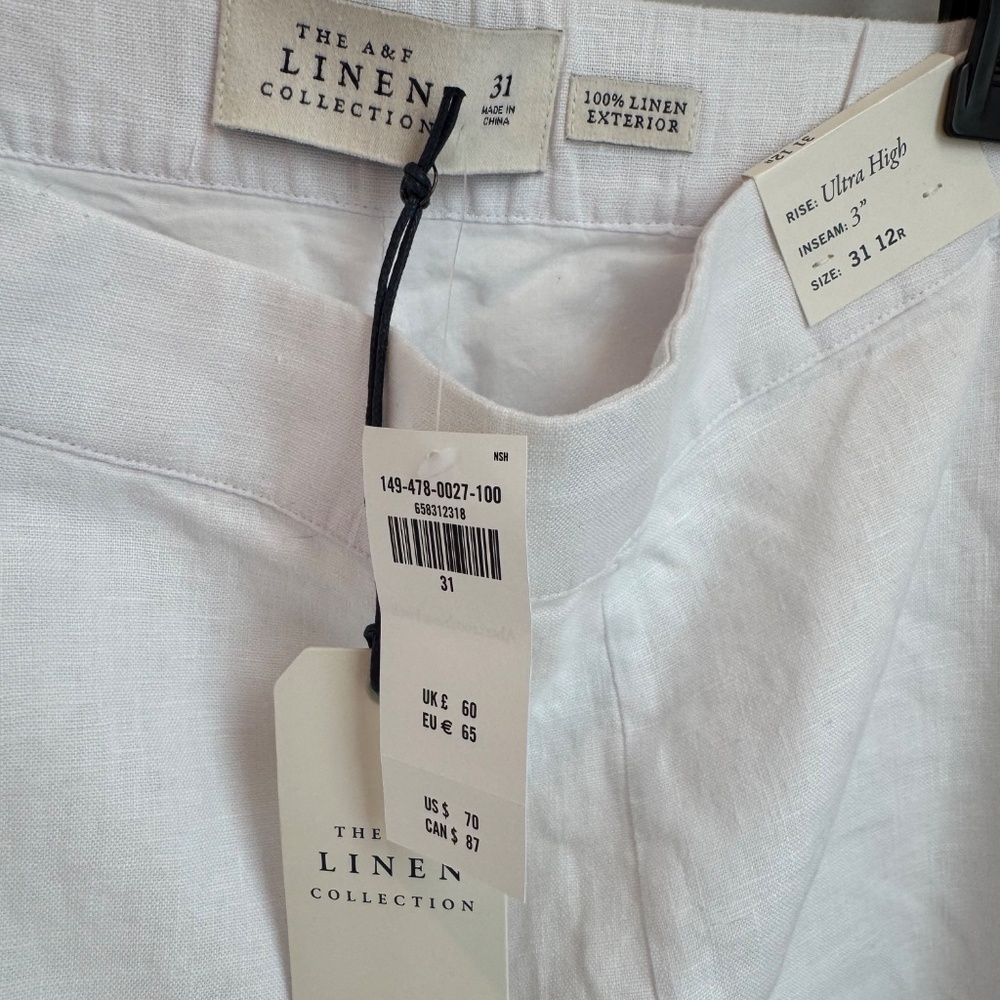 NWT Abercrombie & Fitch, 100% Linen Scalloped High Rise Shorts, White - Picture 3 of 5